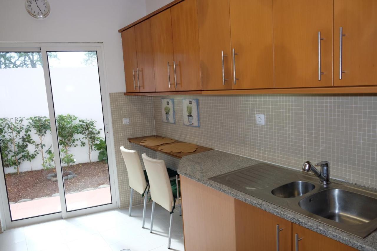 A Casa Do Terraco Apartment ปอนตาเดลกาดา ภายนอก รูปภาพ