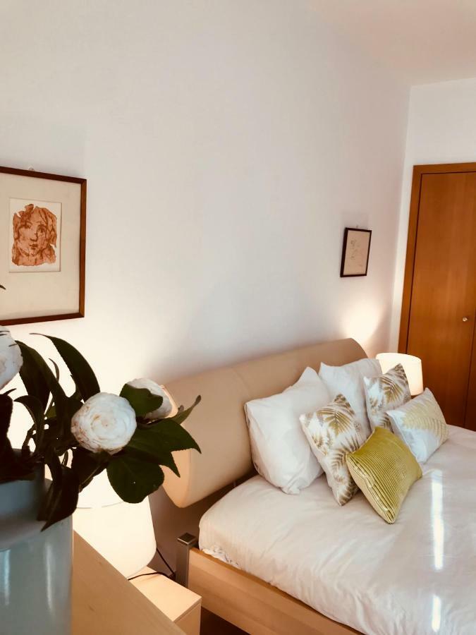 A Casa Do Terraco Apartment ปอนตาเดลกาดา ภายนอก รูปภาพ